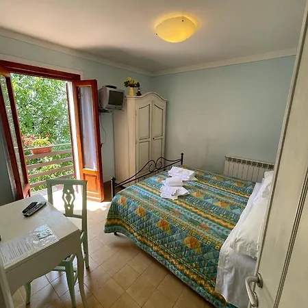 Casa Bicocchi Lantgård Lanciole